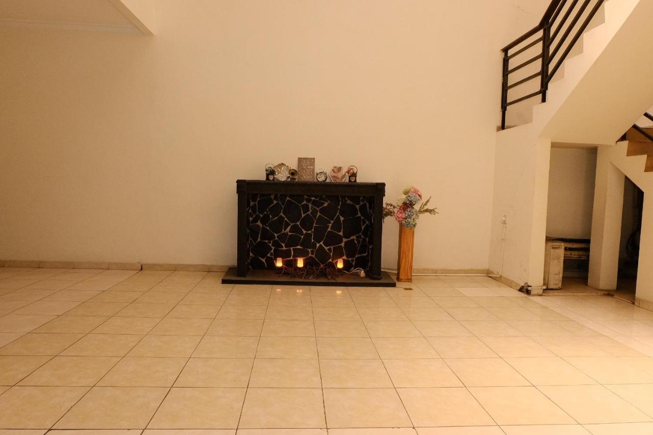 The Kirana Purnama Semarang Exterior foto